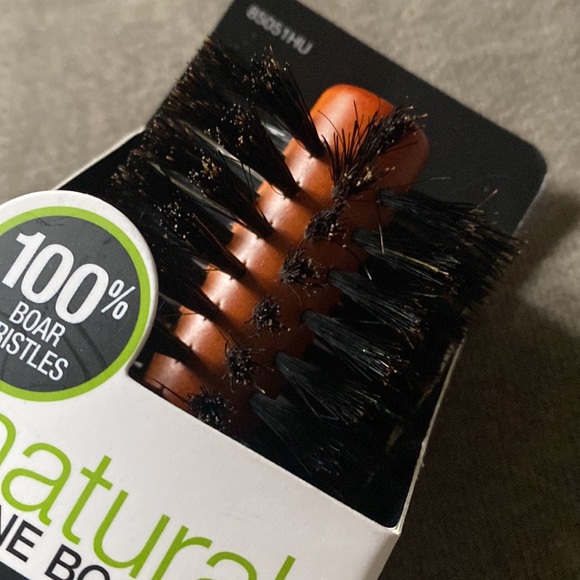 FREE w/purchase of any item $10 or more.Conair Hairbrush, Natural Shine Booster. - Picture 3 of 6